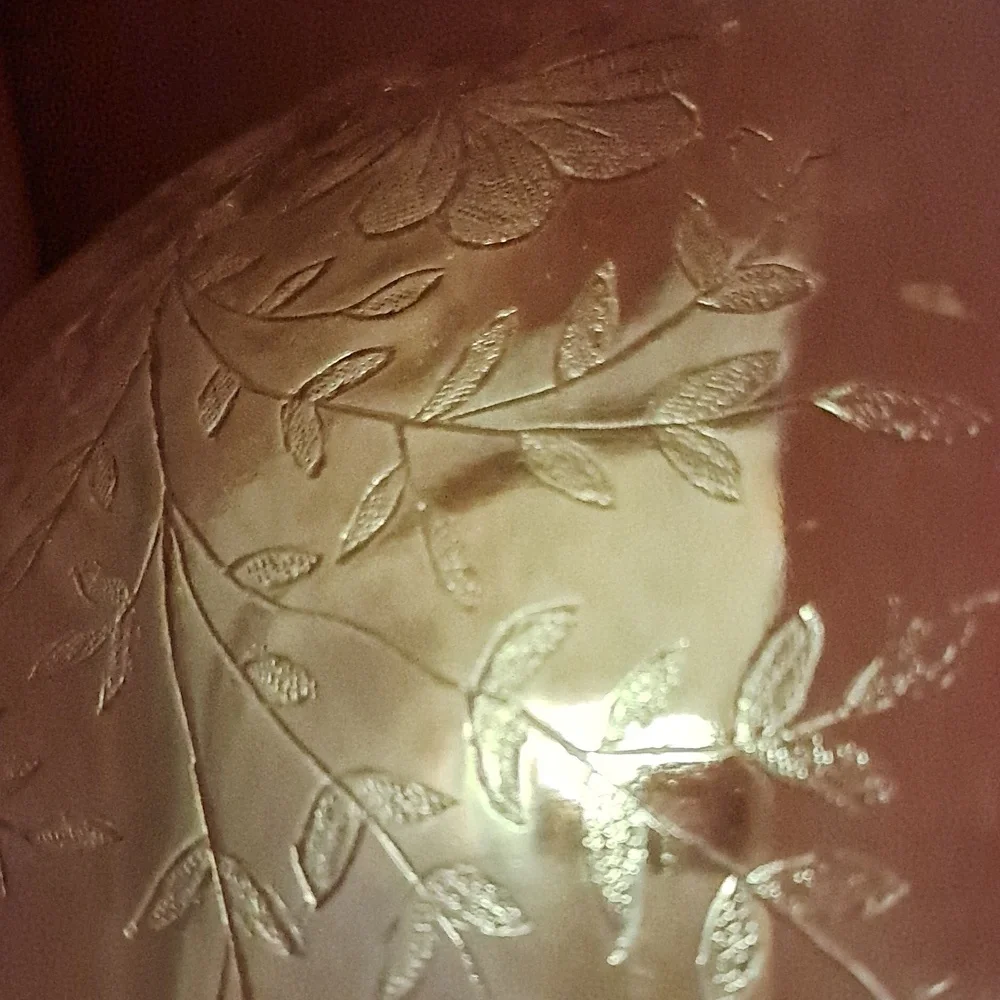 Vintage Jeanette Floragold Louisa Iridescent Serving Bowl / Fruit Bowl